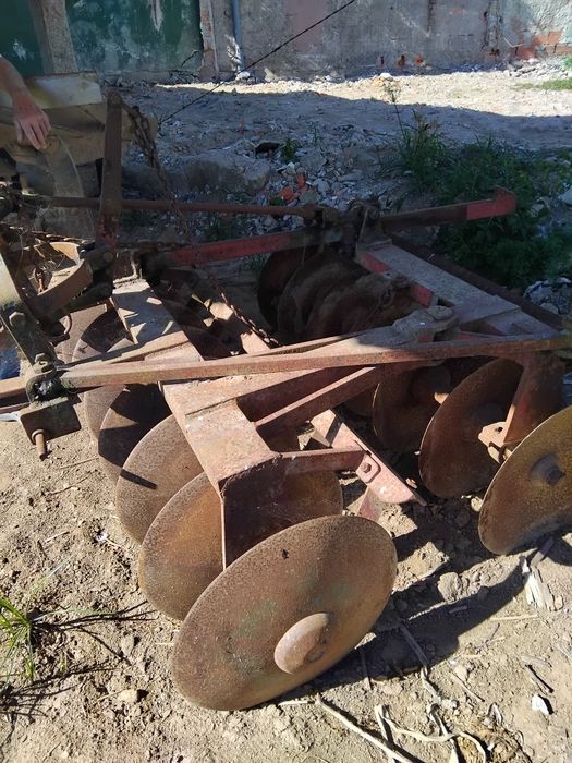 Grade de discos Branco & Carvalho ( BENAVENTE )