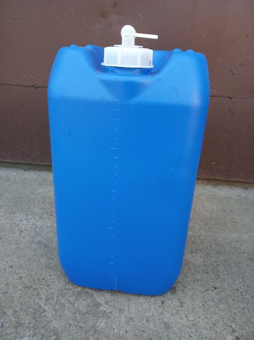 Kanister 20 L z kranikiem