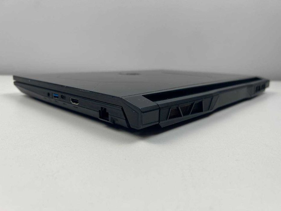 Ігровий ноутбук MSI Bravo 15.6" AMD Ryzen 7 7735HS 16GB DDR5 RTX 4060 8GB 512GB NVMe SSD