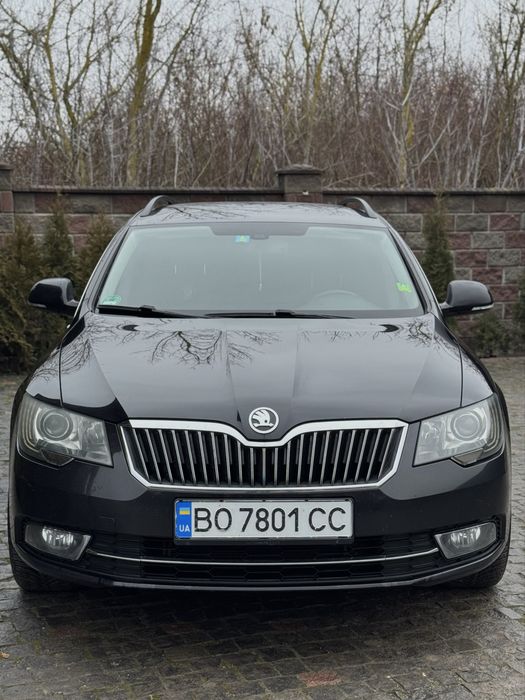 Skoda Superb 2013 р.
Двигун надійний та економний!
140к/с,передній привіт,DSG

Автомобіль доглянутий, вчасно обслуговувався.
Двигун працює рівно, коробка без зауважень, ходова вся нещодавно повністю зроблена що спереду і заду.
Коробка передач перемикається плавно, без єдиного зауваження.
Без єдиного ДТП і підкрасу!!
Замінено ГРМ на 339000 і демпфер на 310тис
Салон чистий в гарному стані,сидіння в чохлах.
Просторий салон.
Дуже великий багажник, м’яка підвіска, ідеально для дальніх поїздок
Є два комплекти дисків з зимовою і літньою резиною, які відʼїздили по 1 сезону,також є два комплекти ковриків літо/зима.

 Авто на повному ходу, вкладень не потребує.
Готовий до перевірок на СТО.
Все детально по телефону або вайбер/телеграм!
Гарний торг — біля автомобіля.