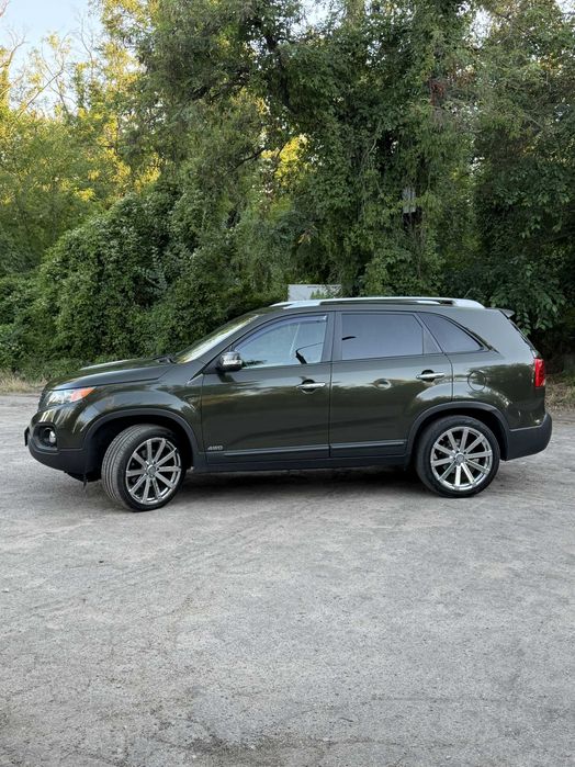 Автомобіль Kia Sorento