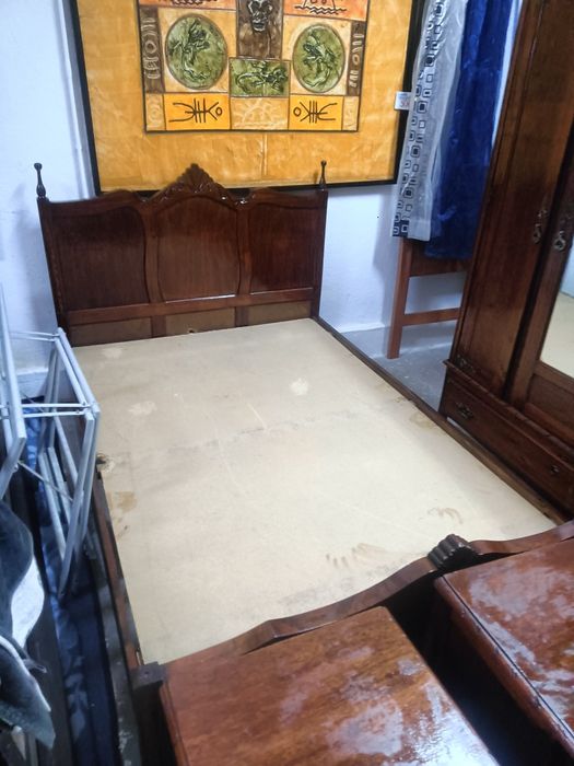 Mobília de quarto estilo antigo