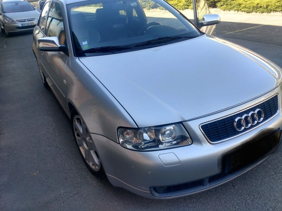Audi S3 de 2001 225 cavalos 20 válvulas