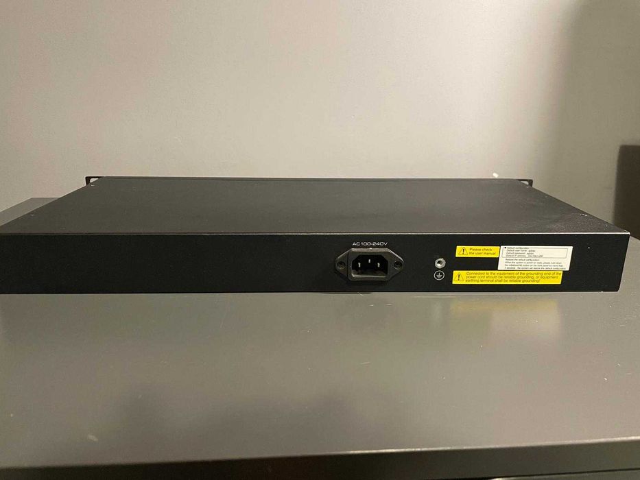 Switch IPOX 16-portowy POE+