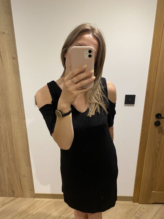 Czarna mini sukienka