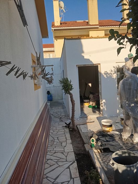 Serviço de remodelação capoto pintura