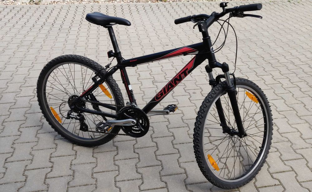 rower górski Giant Escaper rama S koła 26 cali