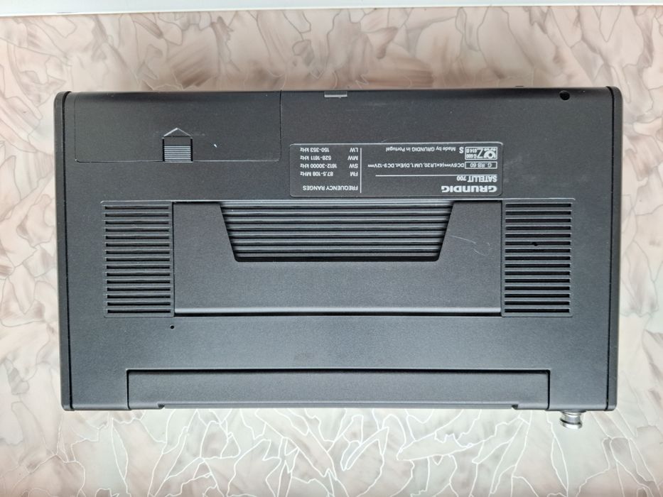 Grundig Satellit 700