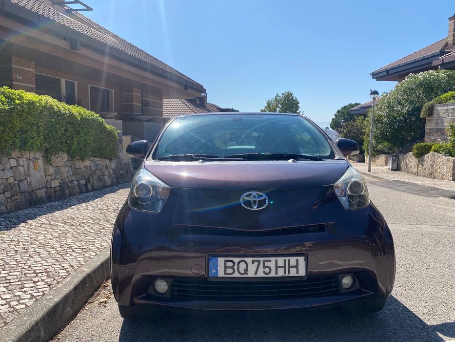 Toyota iQ 1.4d com muitos extras foto 2