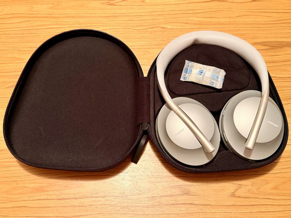 Bose Noise Cancelling Headphones 700 + nowe Pady