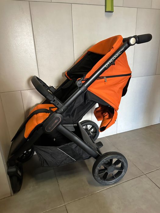 Продам детскую коляску