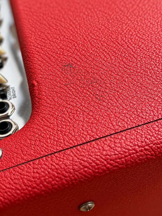 Fender Hot Rod Deluxe Texas Red Limited Edition 40W + footswitch