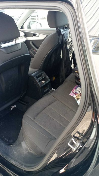 Vendo Audi A4 avantgard