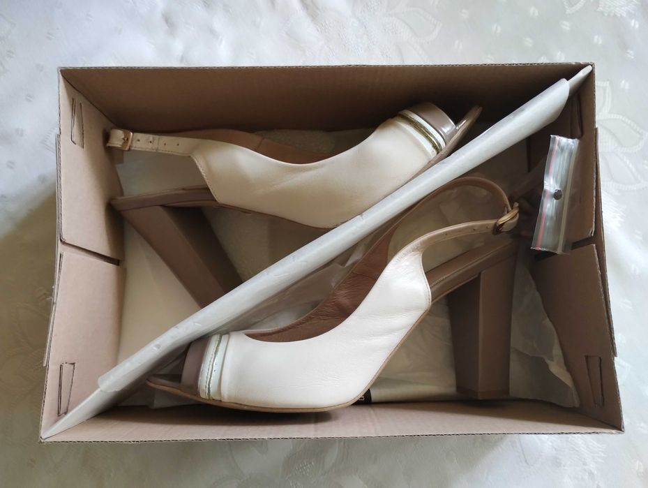 Skórzane buty założone raz