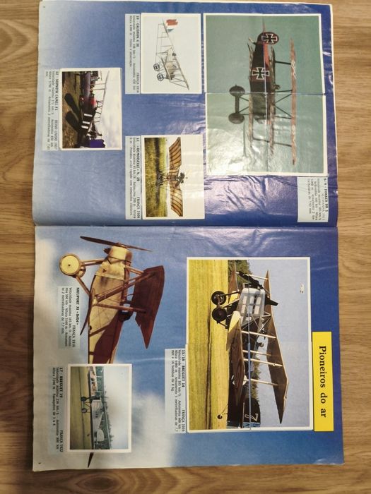 Caderneta de cromos Aviões