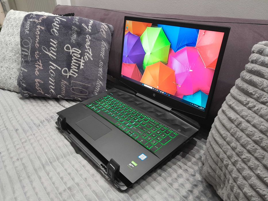 HP 17 cali / Geforce GTX 1650 / Core i5 9300H / 512SSD / Gamingowy