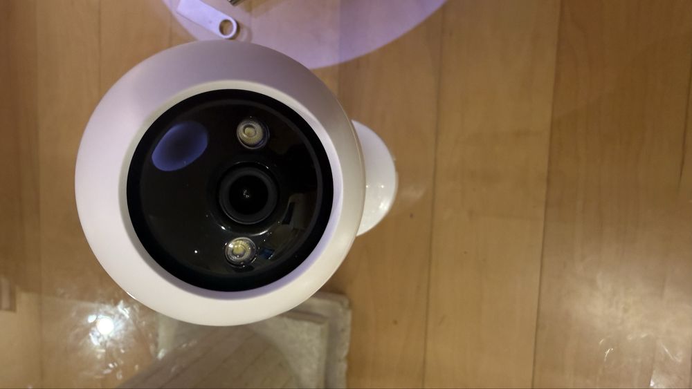 JOOAN HD Wi-Fi Smart Light Bulb Camera – New (E27)64553128622338122