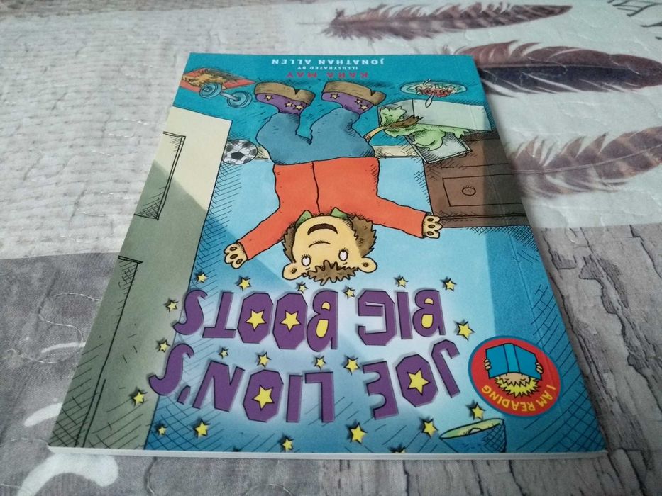 Książka po angielsku Joe Lion's Big Boots. I am Reading, Kara May