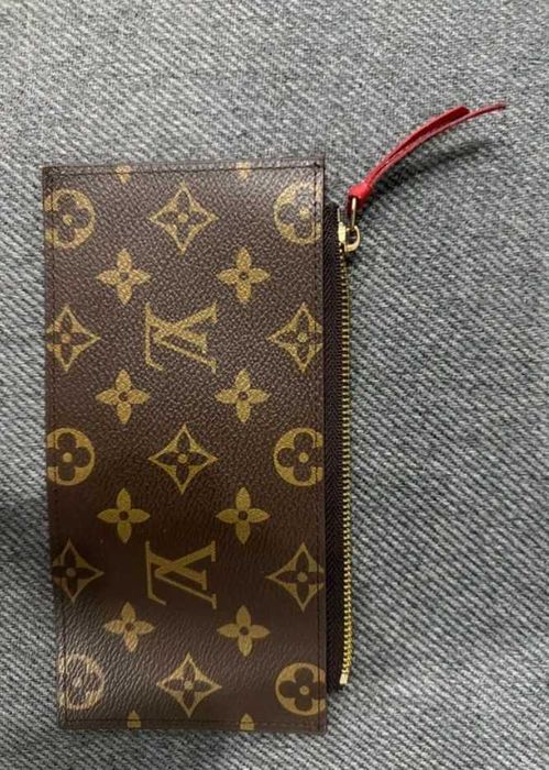 Carteira Louis Vuitton Monogram – Estado Excelente