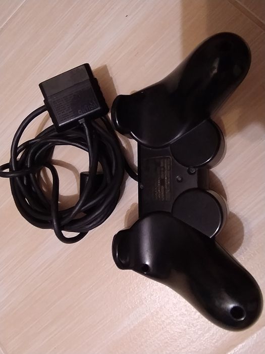 PAD do konsoli PS2
