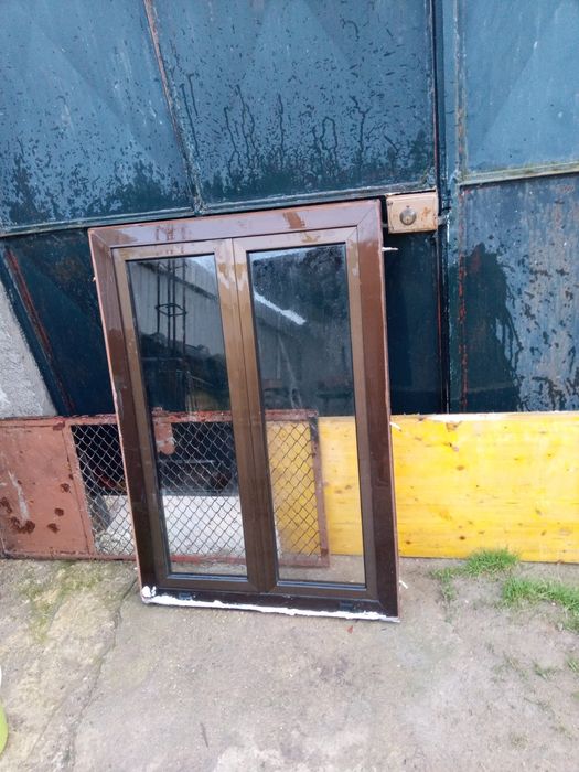 Vendo janela em alumínio
