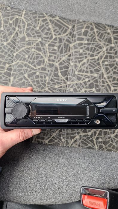 Автомагнітола Sony DSX-A110U