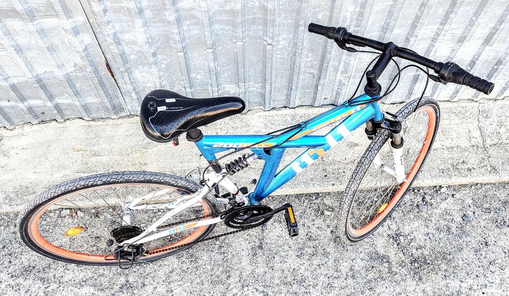 Велосипед MCKenzie Hill 200 MTB кола 28 гірський Амортизатор розпродаж