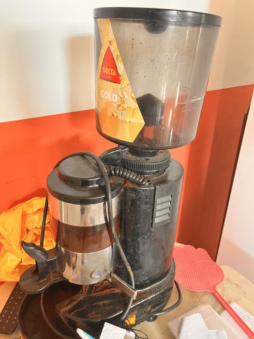 Moinho maquina de café Delta