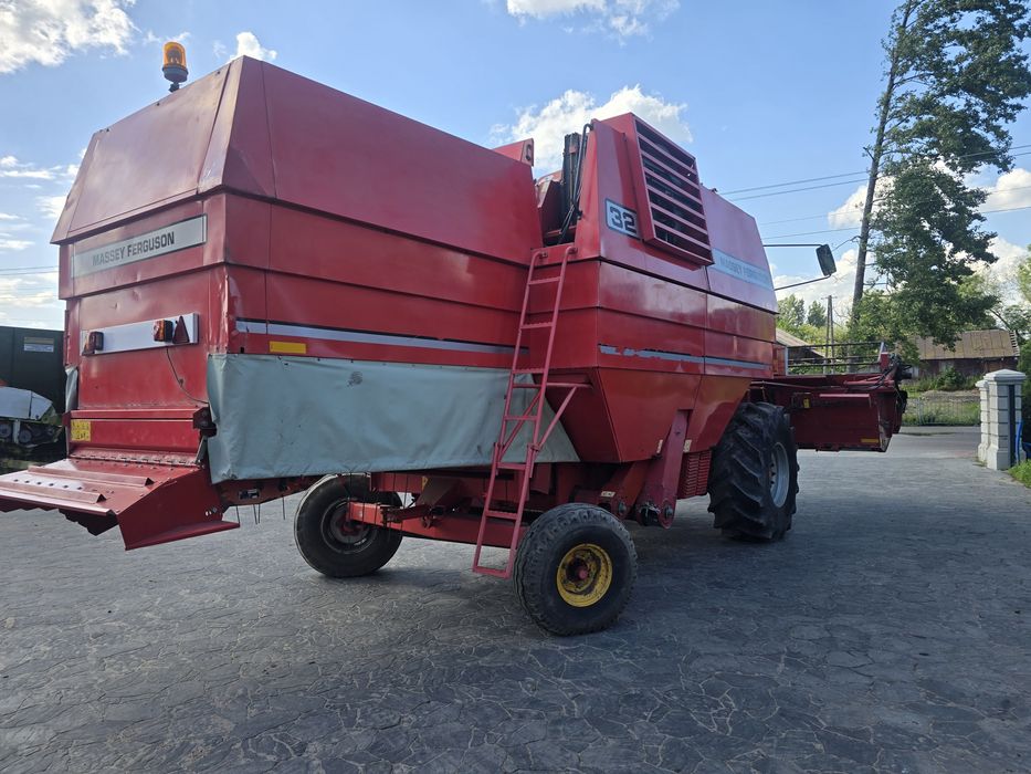 Kombajn zbożowy Massey Ferguson MF 32 heder 4.3m sieczkarnia