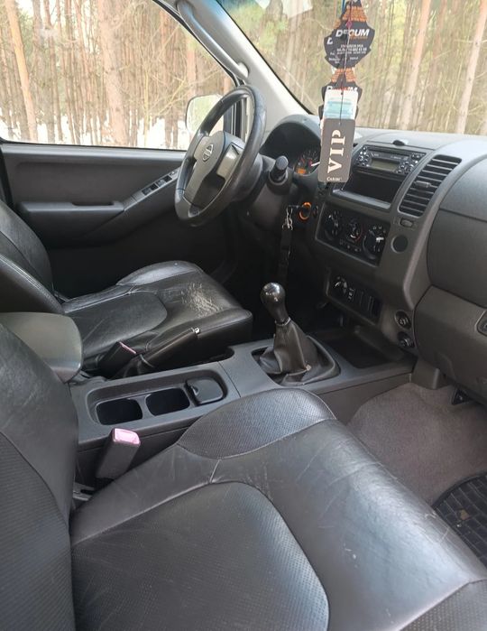 Продам nissan navara 2.5 d