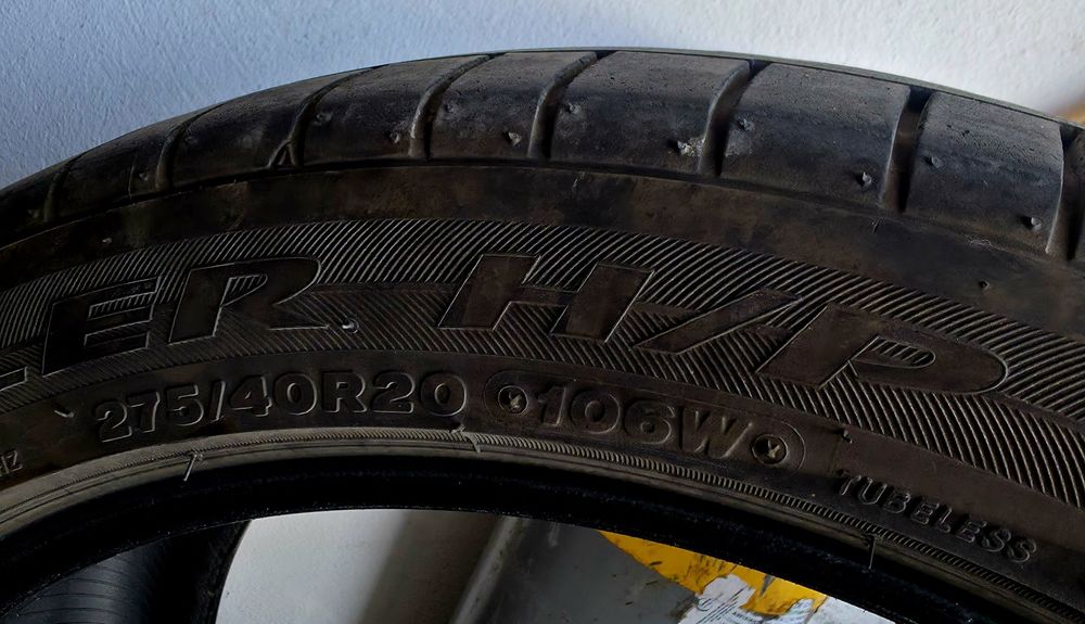 PNEU 275/40/R20 Runflat