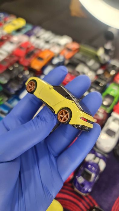 Hot WHEELS Nissan Premium - 2 - PACK