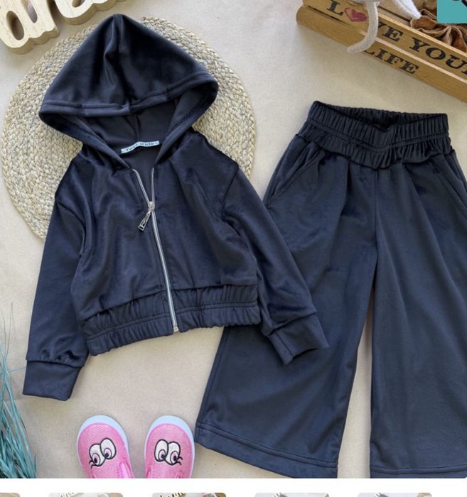 Костюм для дівчинки розмір 122