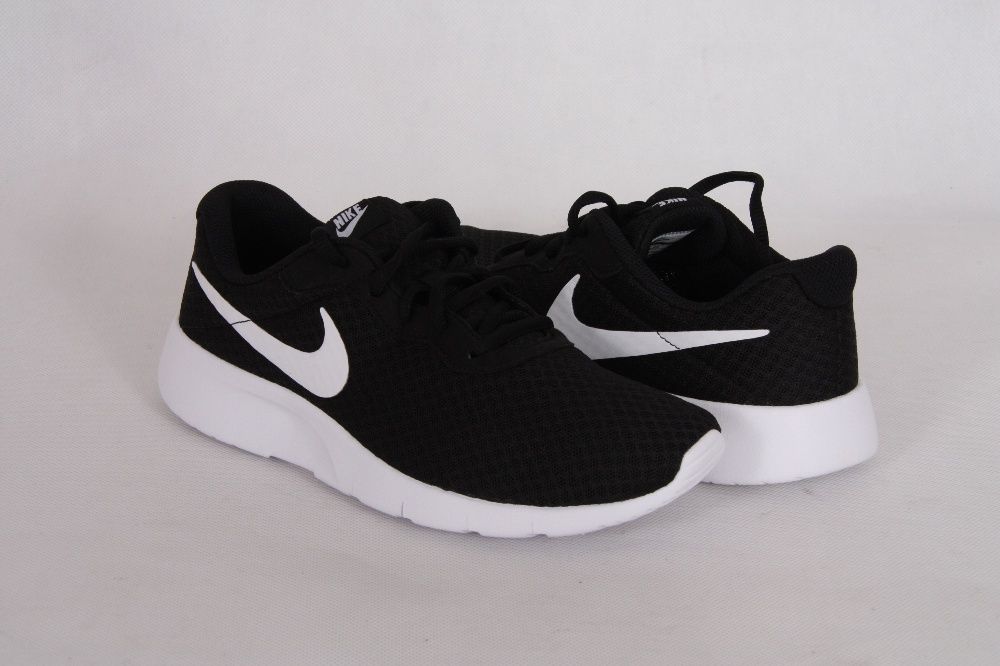Buty Nike tanjun rozmiary 36-40 nowe!!