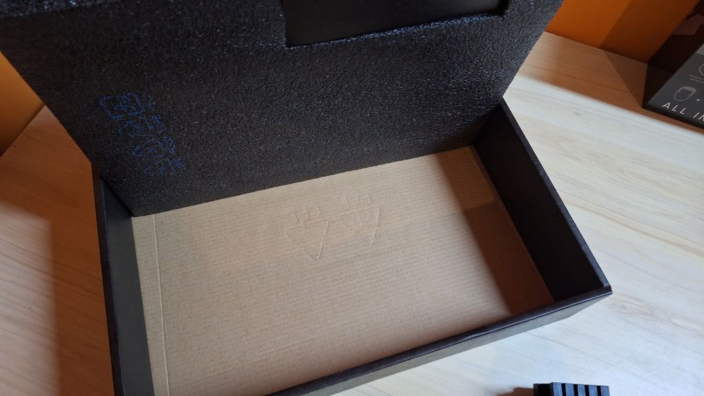 Pudelko od GTX 1080Ti MSI XGaming