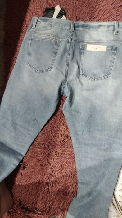Jeans Zara Man 1975 azul claro tamanho 42