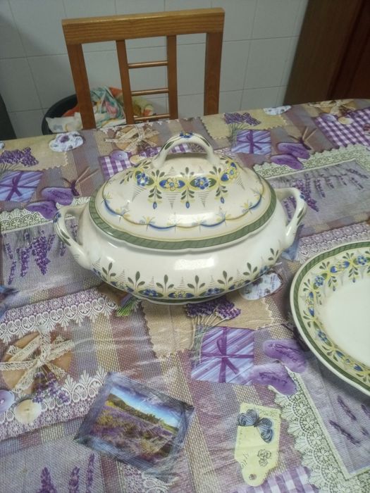 Terrina louça viana como nova