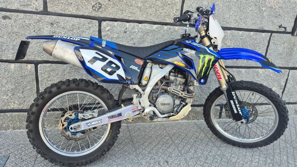 YAMAHA YZ 250F  11-2005 MATRICULADA, com 2 LUGARES de livrete, revisão completa feita, PRONTA A ANDAR! - VENDA OU TROCA