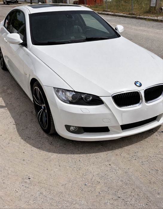 Bmw 320    Coupe