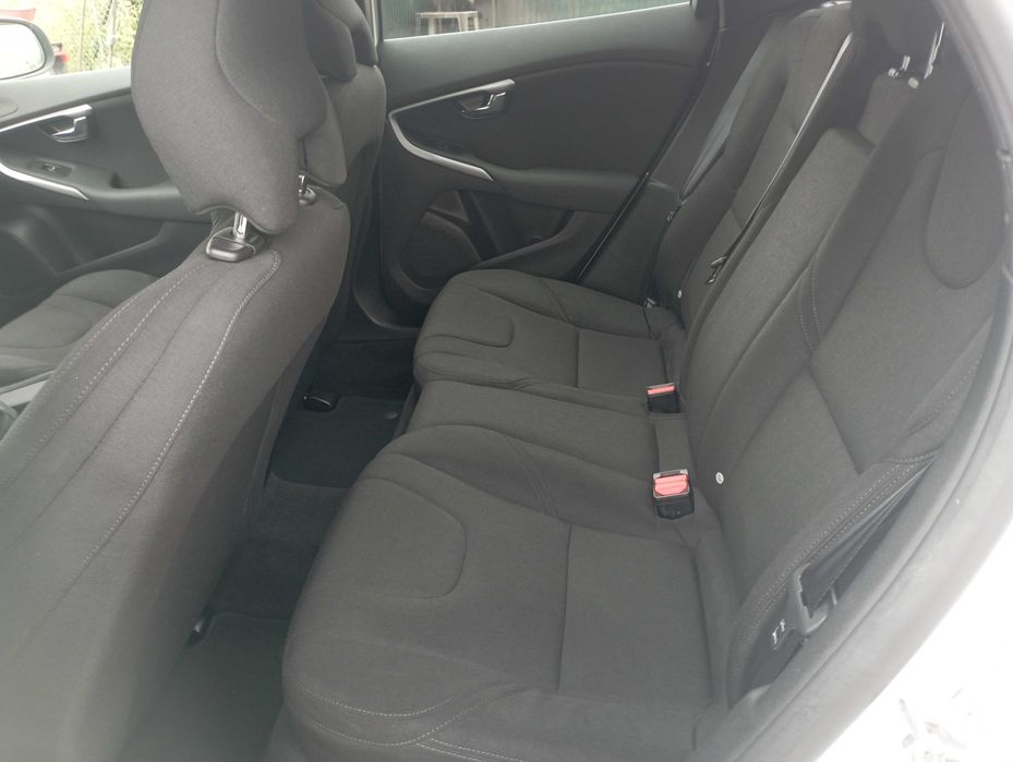 VOLVO V40 D2 automatico