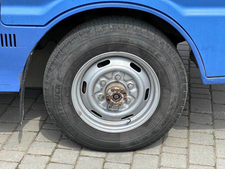 Продам Mazda E-series пасс. 1998р. #76341