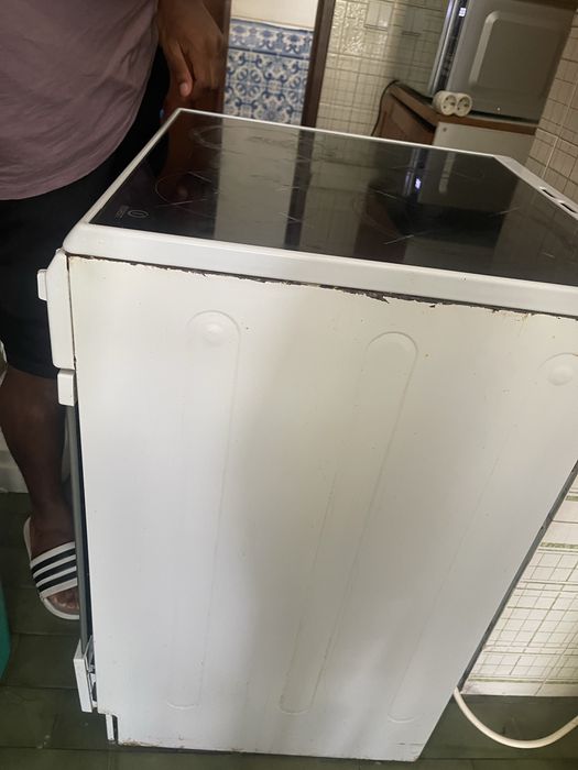 Fogao eletrico e maquina de lavar(urgente)