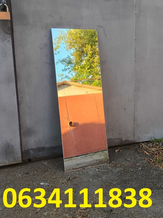 Зеркало 108*40 см  в хорошем состоянии