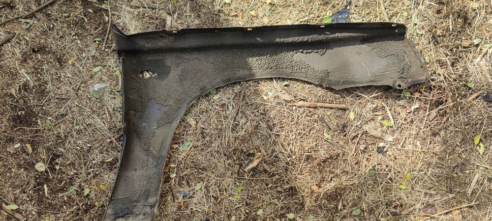 Продам ліве крило ваз 2110 2111 2112