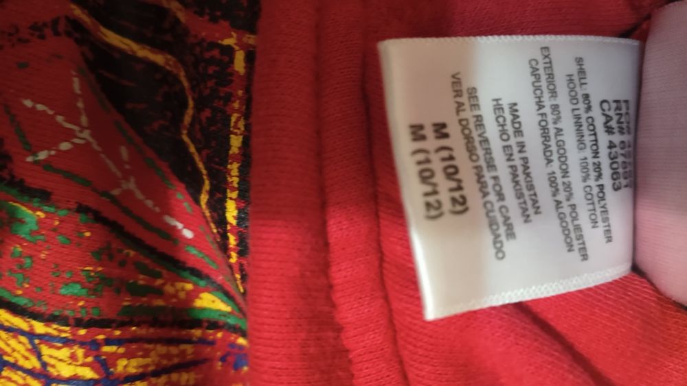 Bluza Reebok rozmiar 10 12 lat  Materiał 80 % bawełny 20% poliestru stan dobry