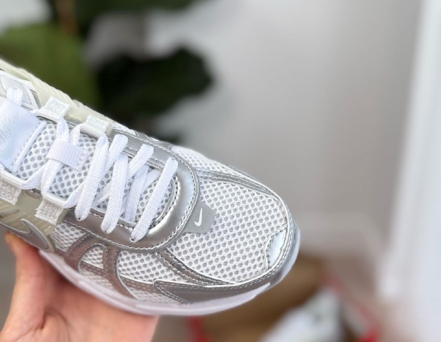 Топові кросівки Nike V2K run Оригінал ( 36.5, 37.5, 38, 39, 40 рр. )