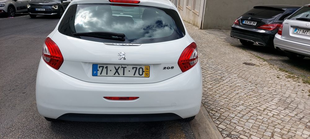 Peugeot 208 1.4hdi