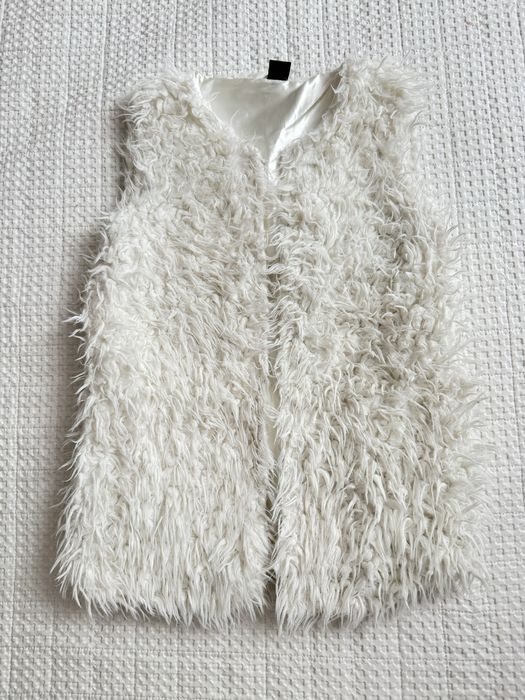 Жилет зі штучного хутра 134/140