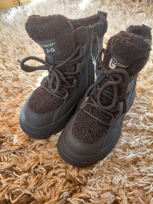 Зимові ботинки на дівчинку 35 розмір, довжина устілки 23