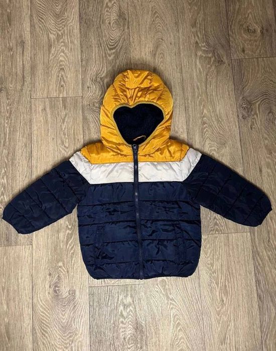 Курточка на 2-3 года